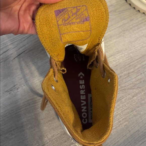 Converse Tan Platform Sneakers - Picture 2 of 4